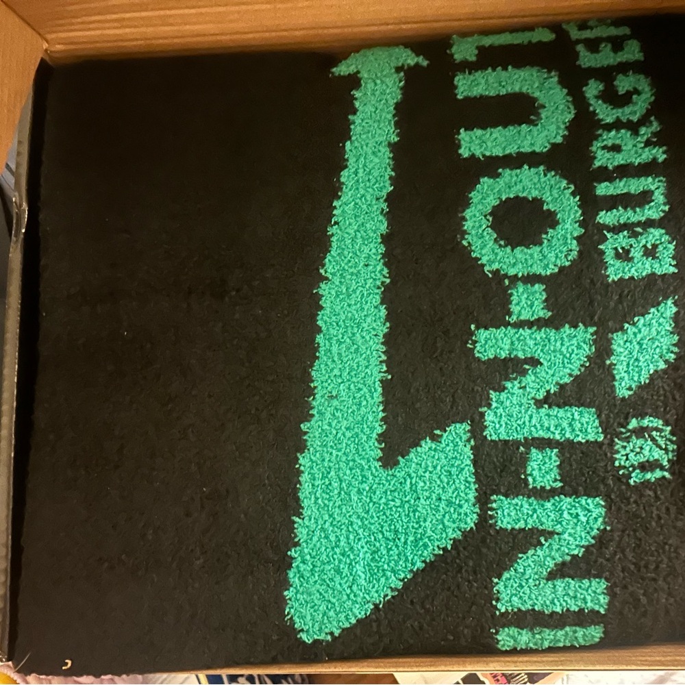 Exclusive In-N-Out Blanket - Picture 2 of 2